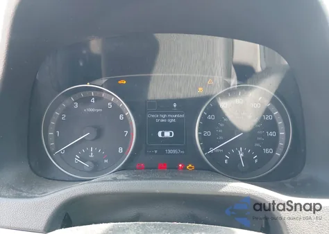 2017 Hyundai Elantra Se z USA, uszkodzony, nr VIN KMHD84LF5HU152826